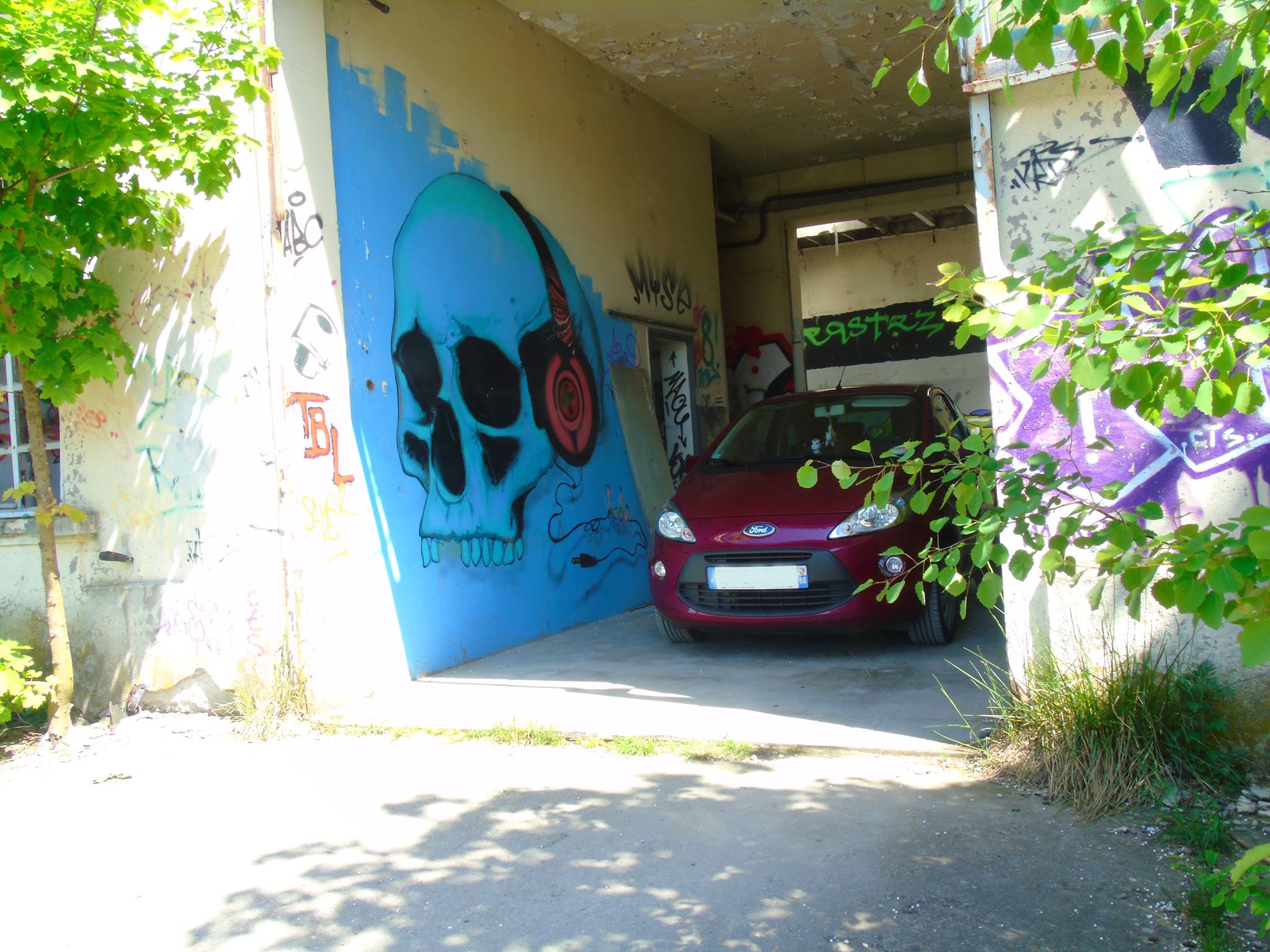 Gallery slide